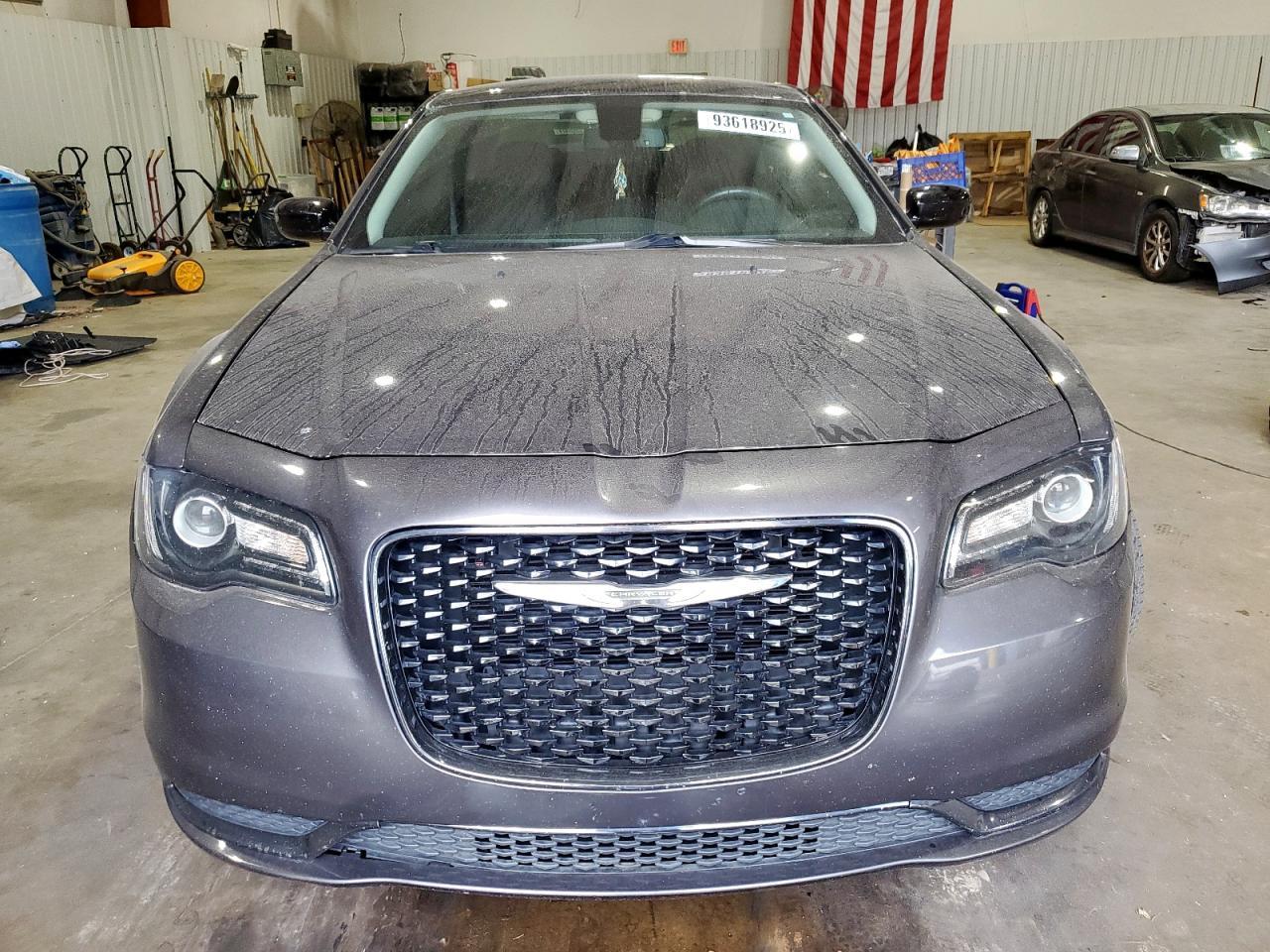 2019 CHRYSLER 300