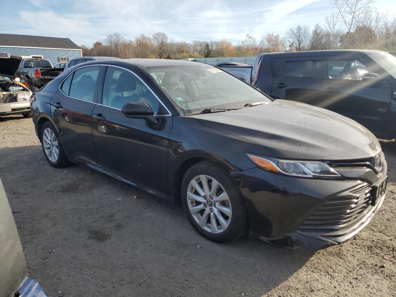2019 TOYOTA CAMRY