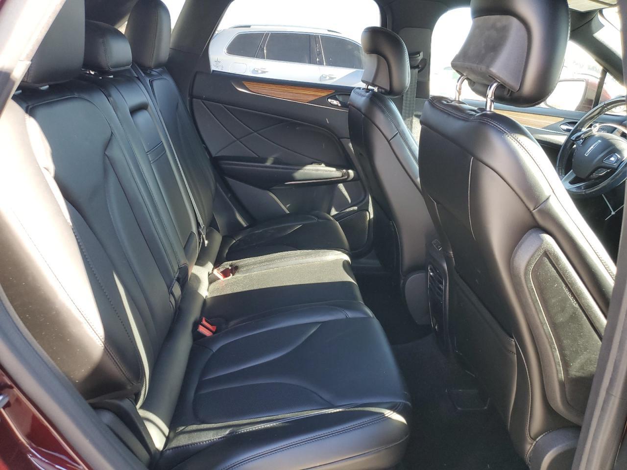 2016 LINCOLN MKC