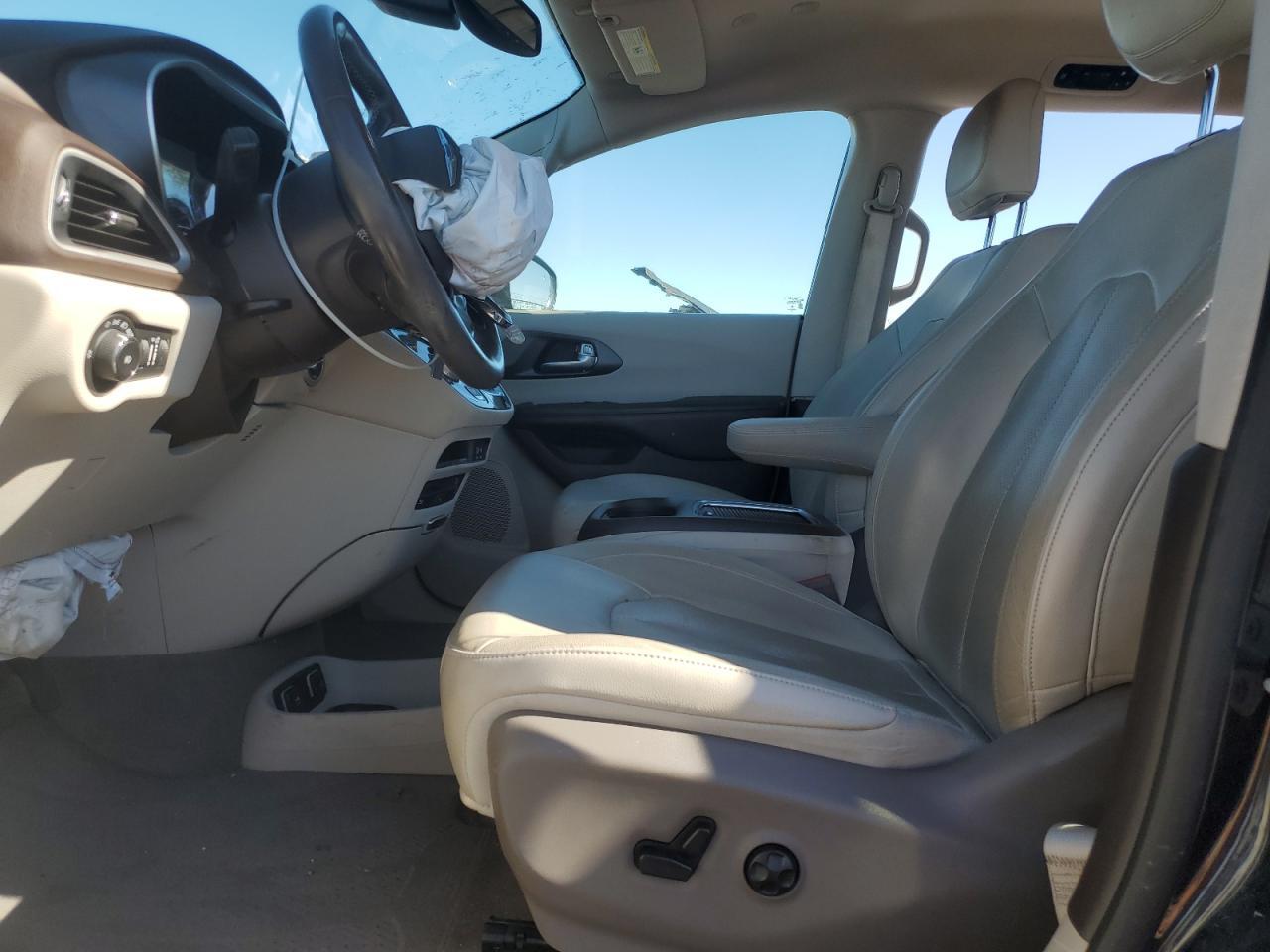 2020 CHRYSLER Pacifica