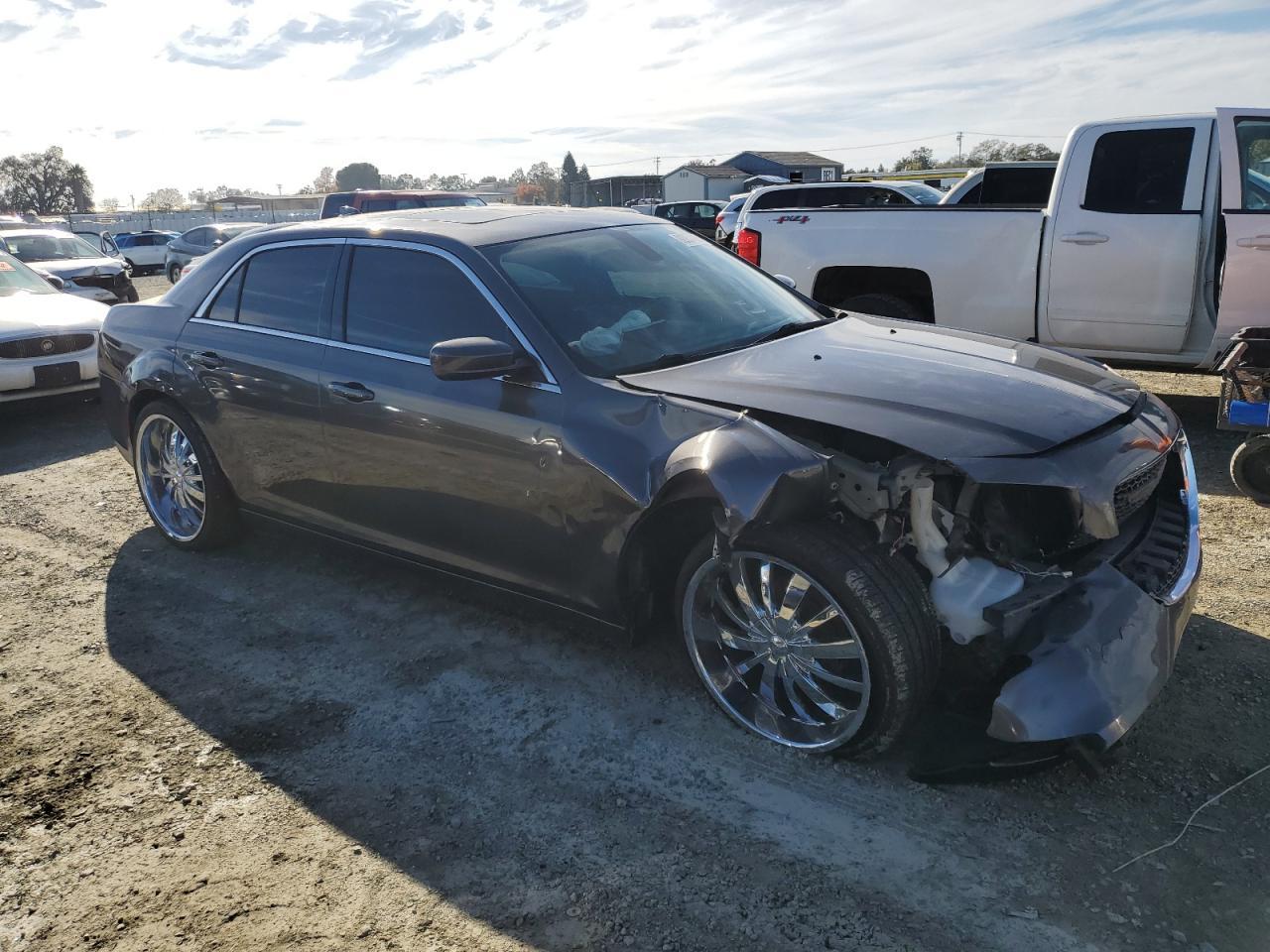 2015 CHRYSLER 300