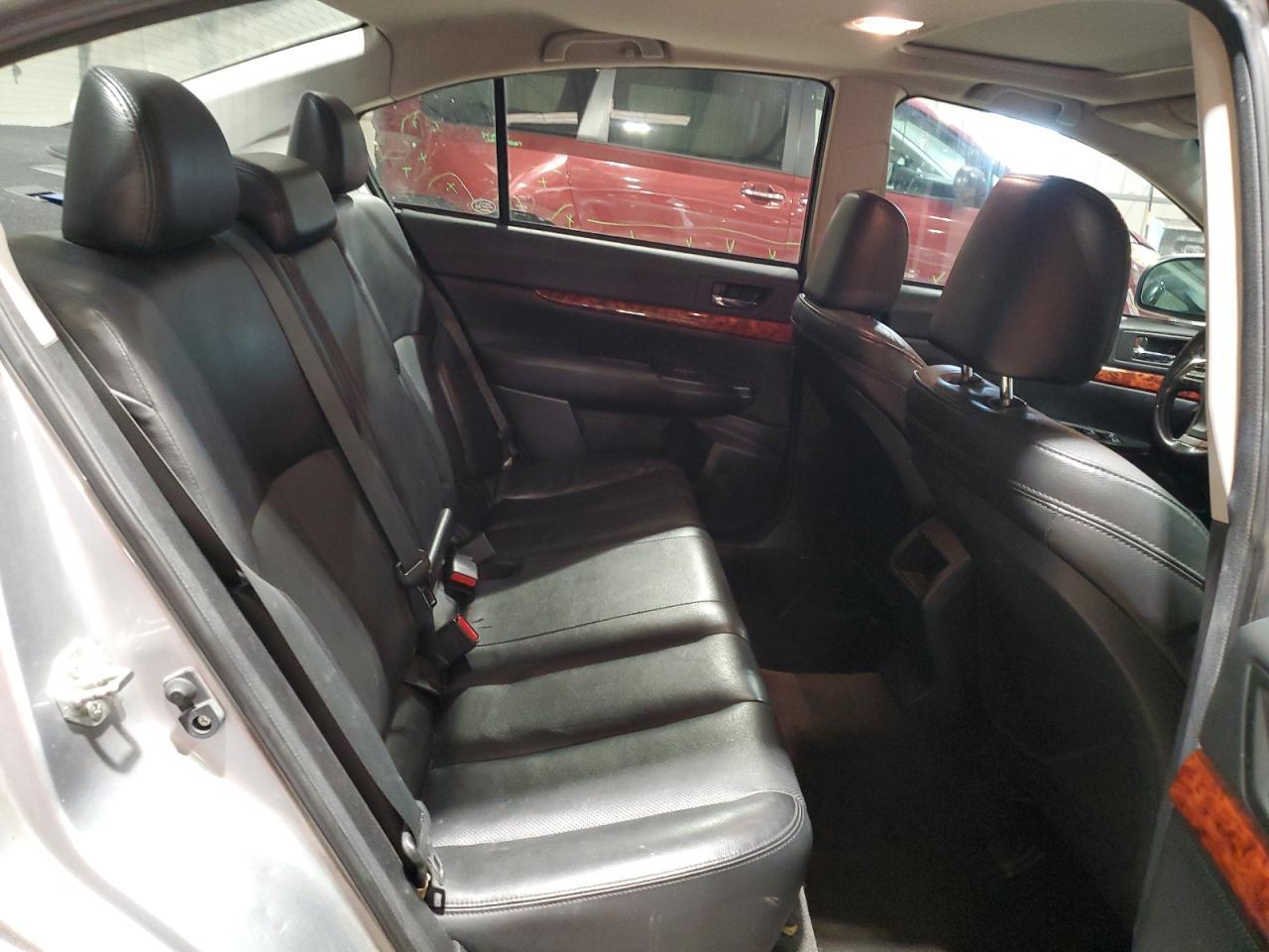 2012 SUBARU Legacy