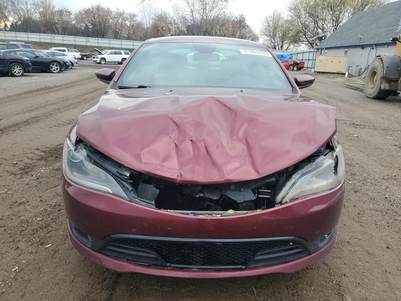 2016 CHRYSLER 200