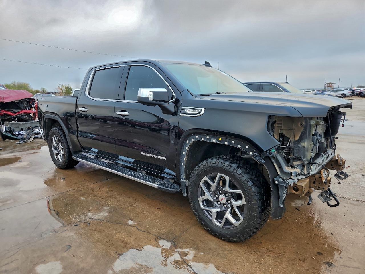 2024 GMC Sierra