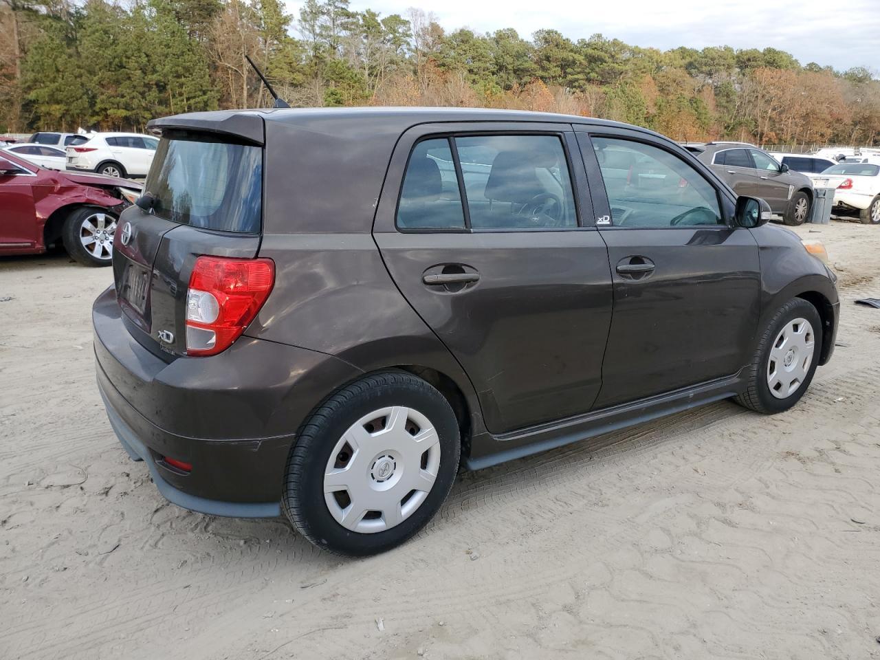 2011 TOYOTA SCION