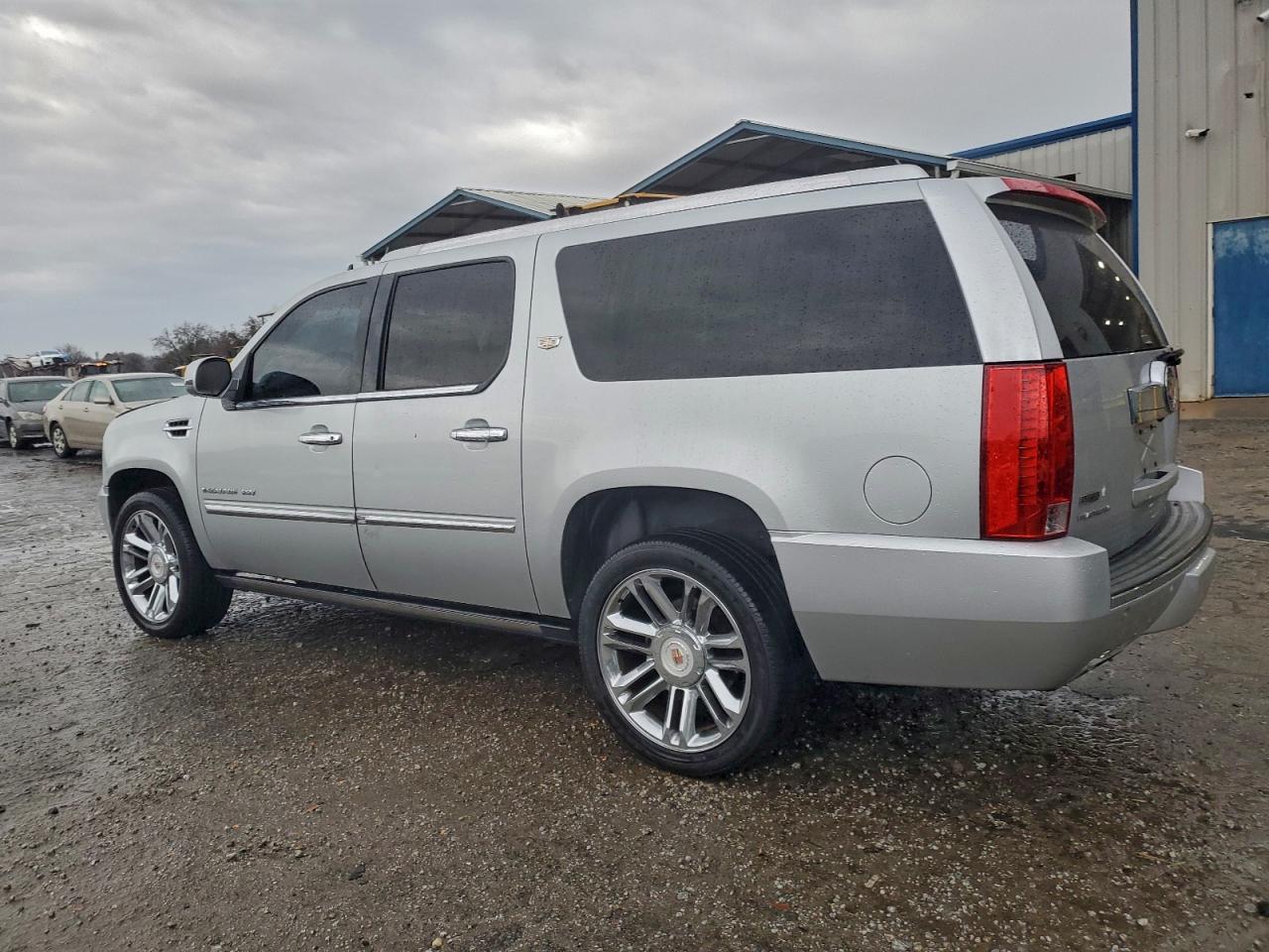 2012 CADILLAC Escalade ESV