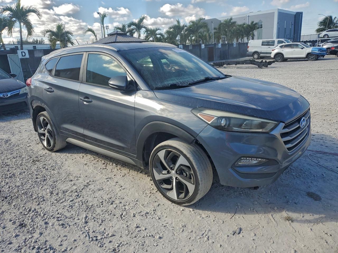 2017 HYUNDAI TUCSON