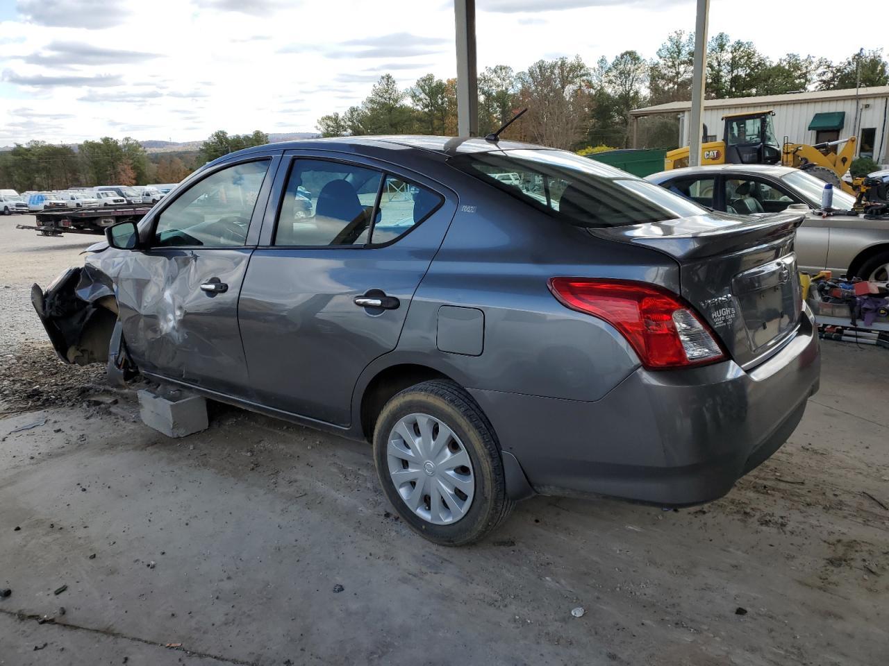 2018 NISSAN VERSA
