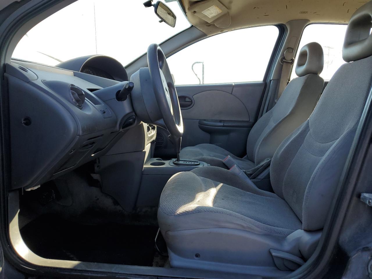 2004 SATURN Ion
