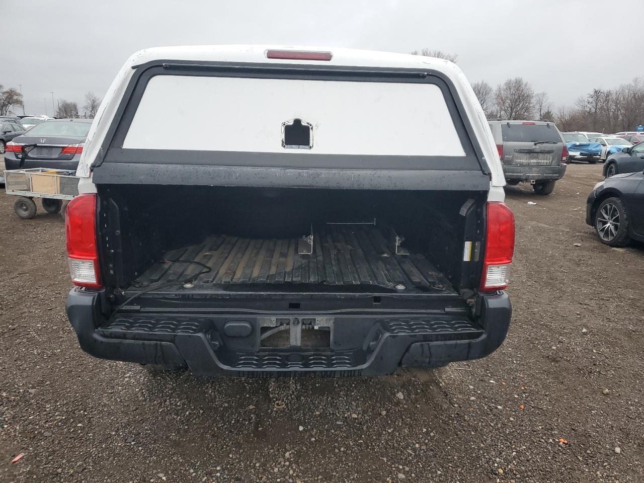 2016 TOYOTA TACOMA
