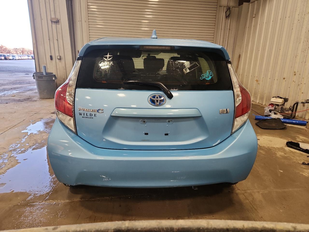 2015 TOYOTA Prius c
