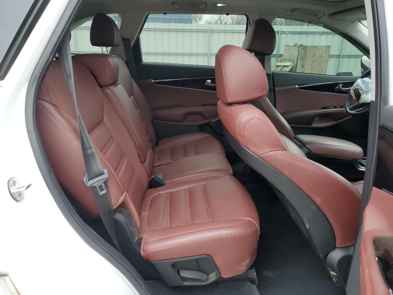 2018 KIA SORENTO