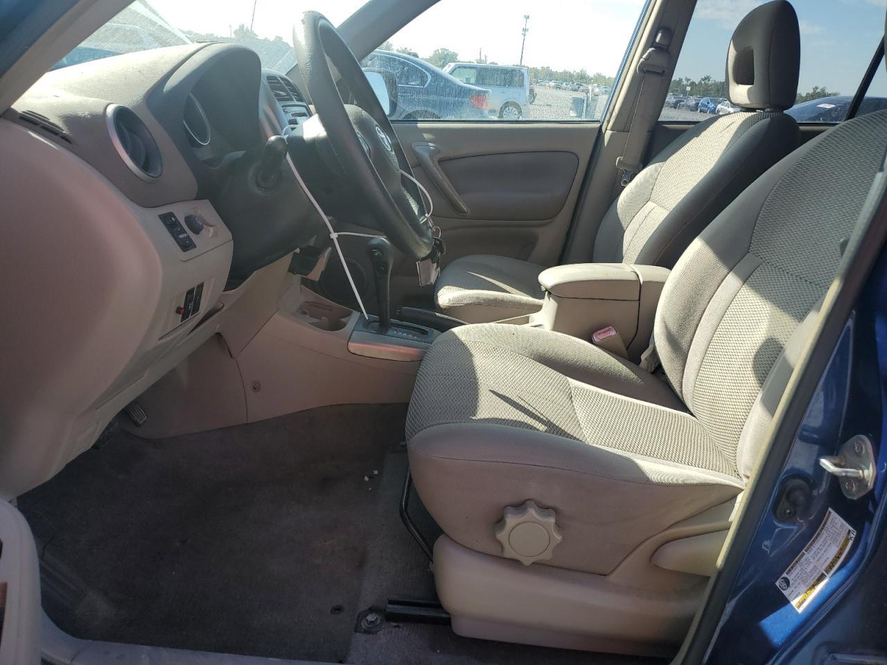 2004 TOYOTA RAV4