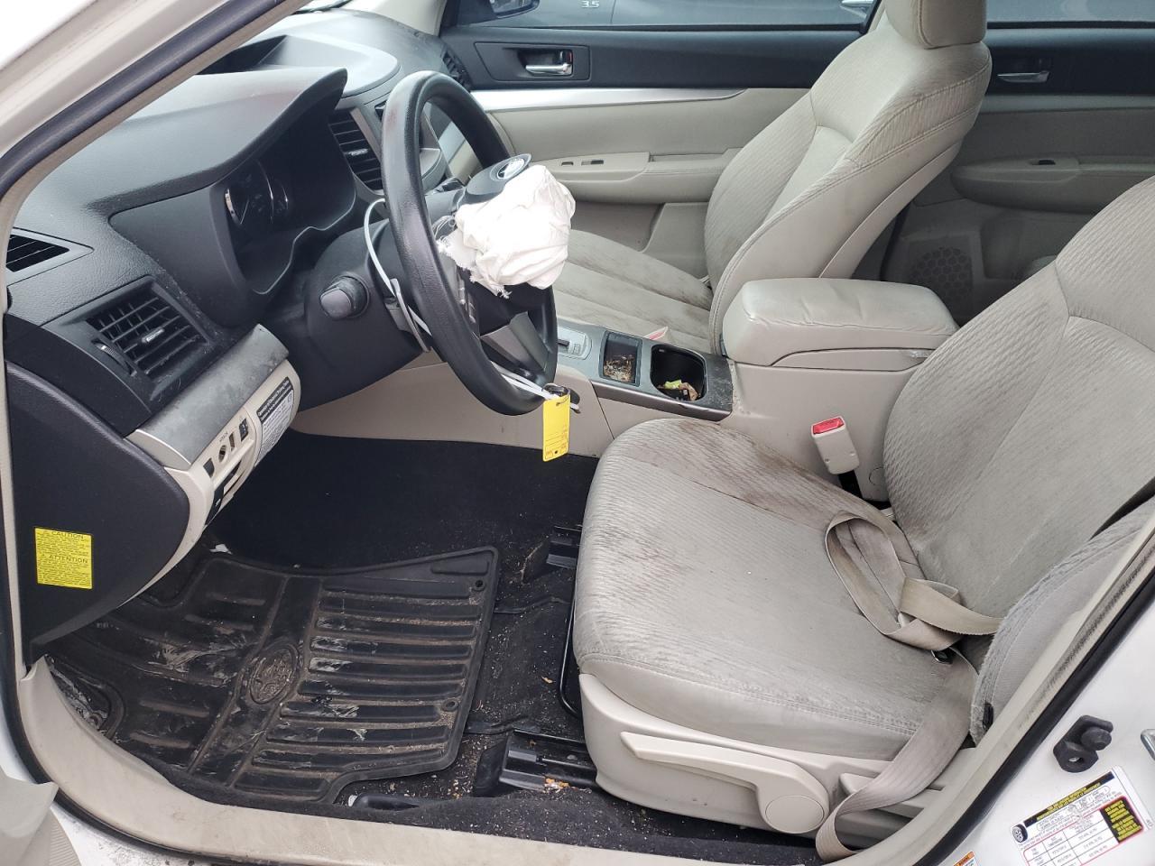 2010 SUBARU Outback