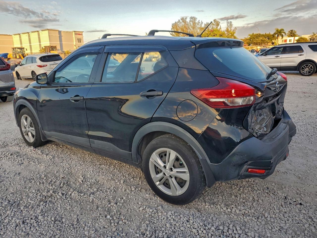 2019 NISSAN KICKS
