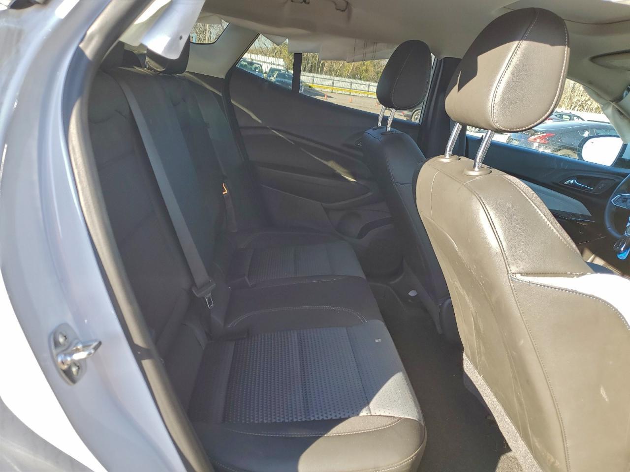 2025 CHEVROLET TRAX