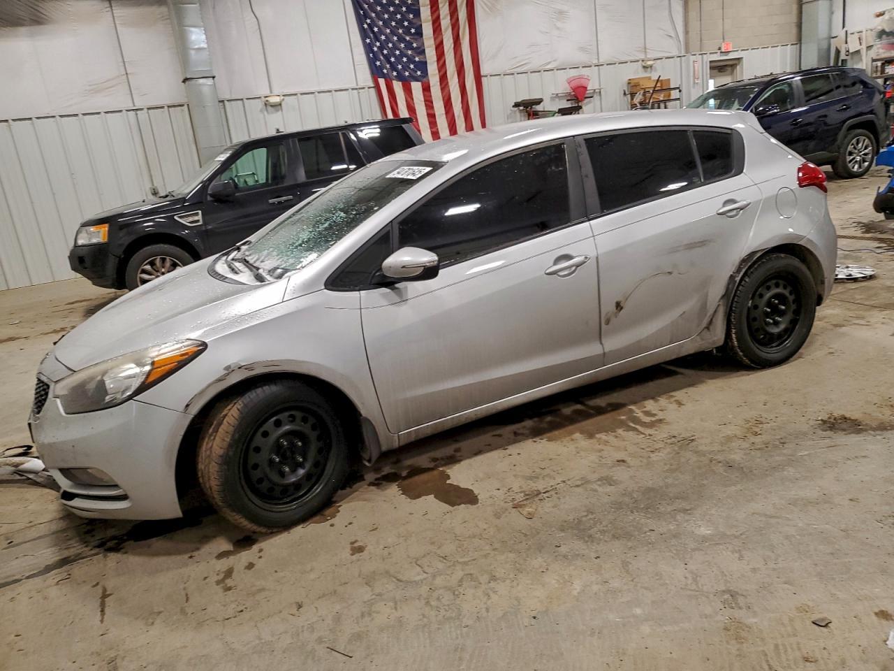 2016 KIA FORTE