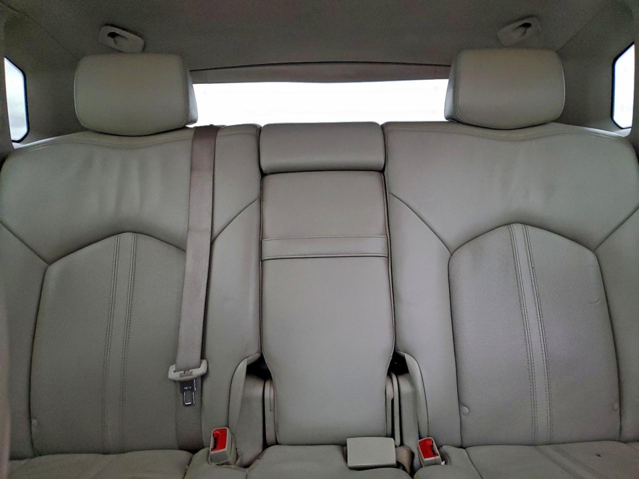 2011 CADILLAC SRX