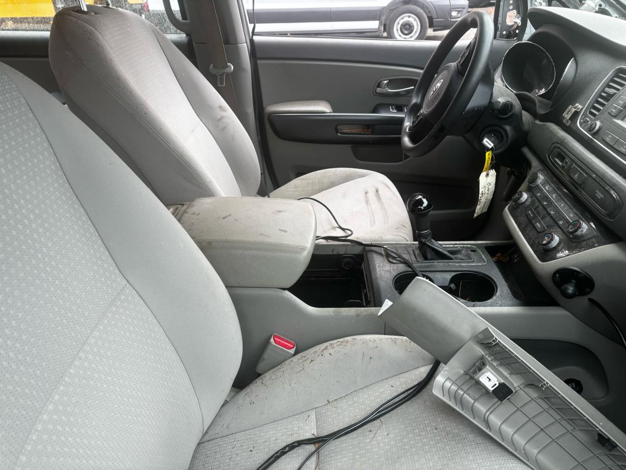 2016 KIA SEDONA