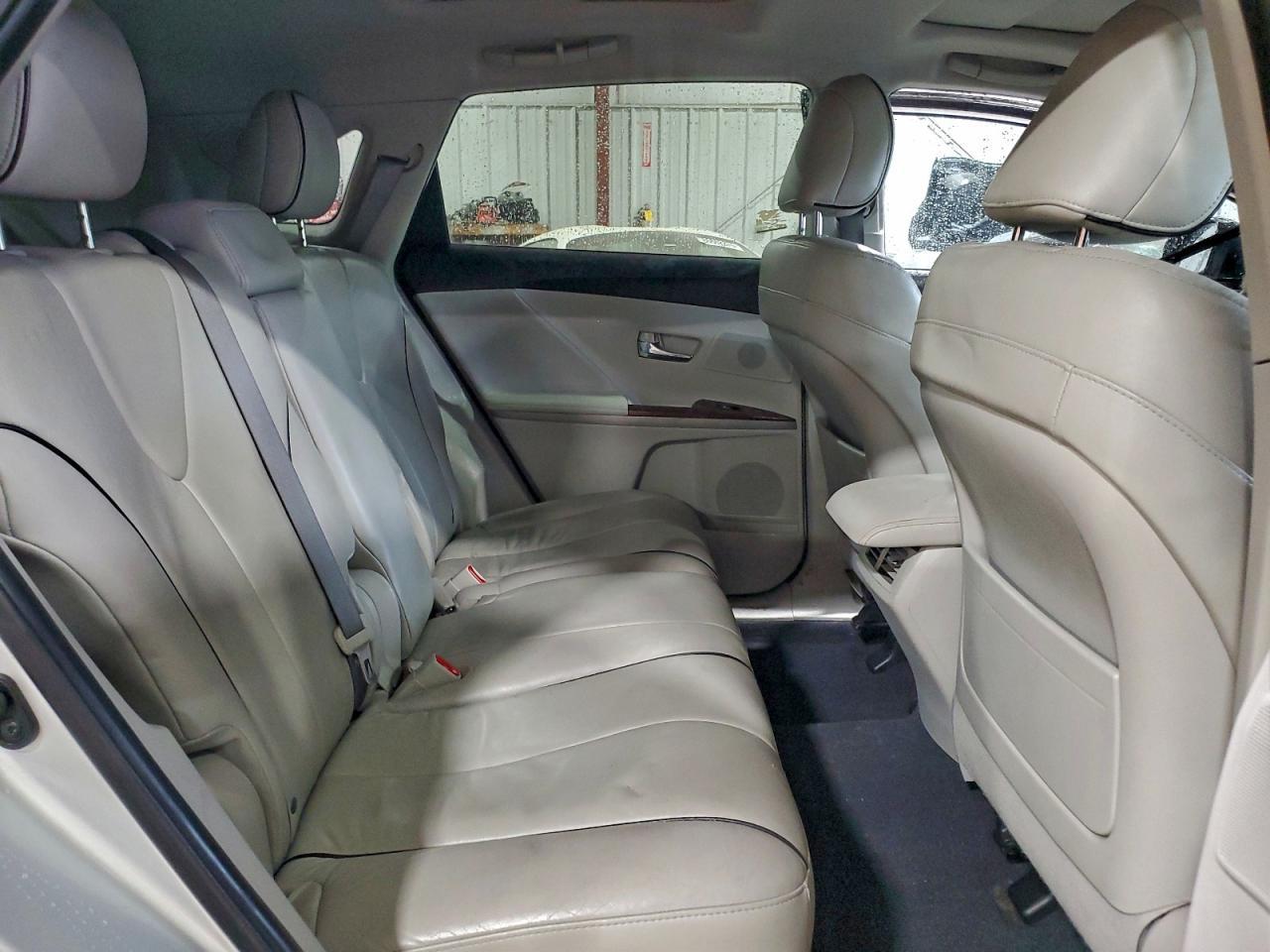 2011 TOYOTA VENZA