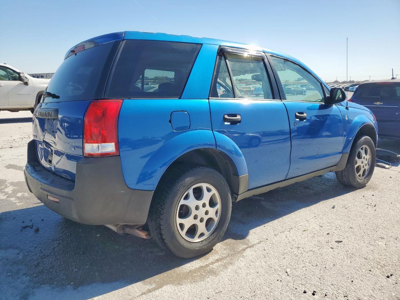 2003 SATURN Vue