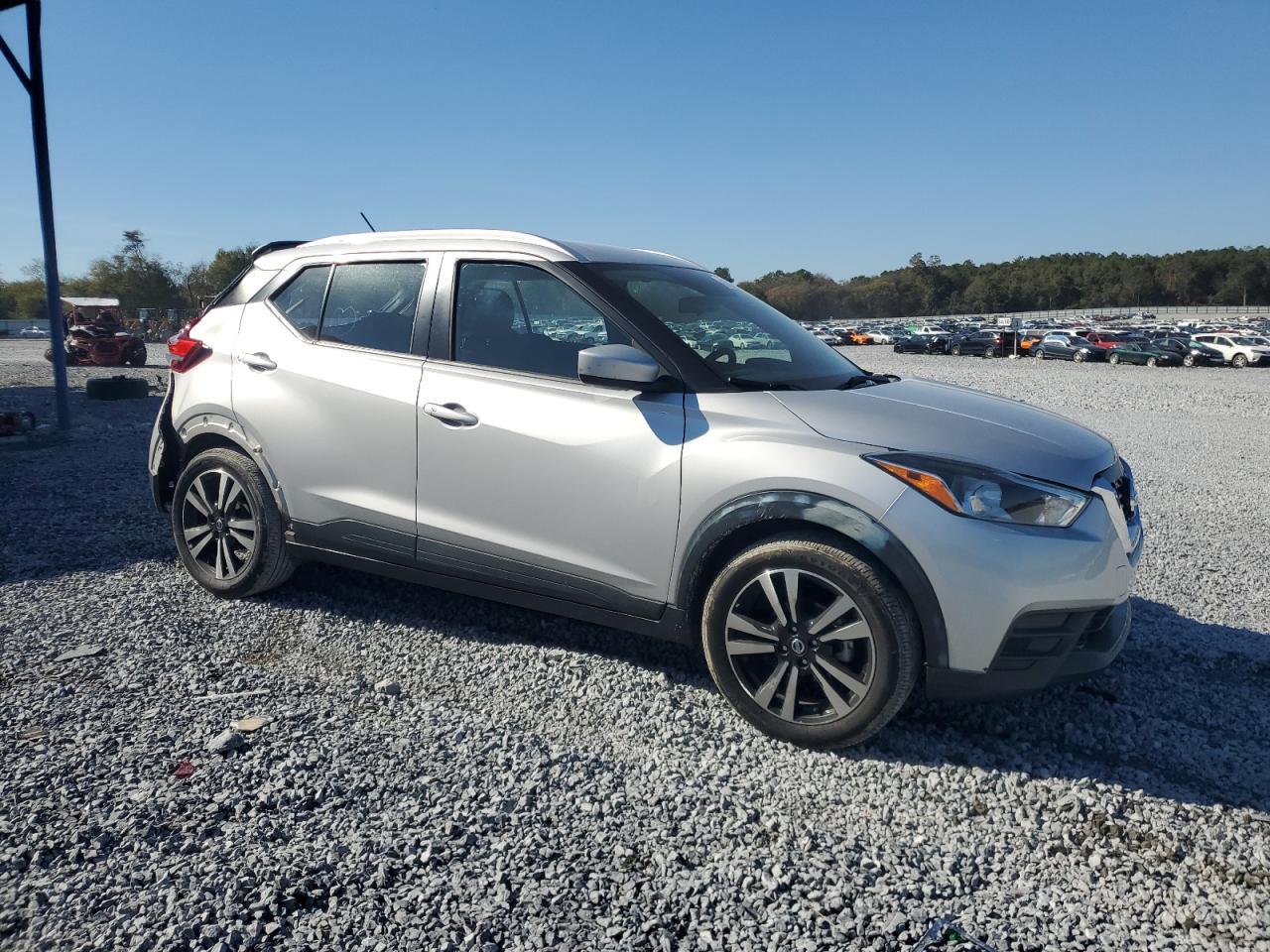 2019 NISSAN KICKS
