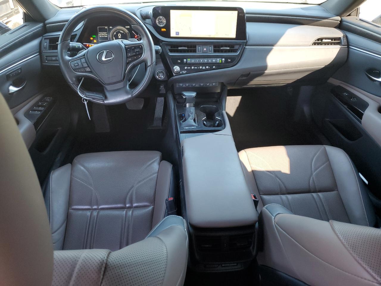 2024 LEXUS ES 300H