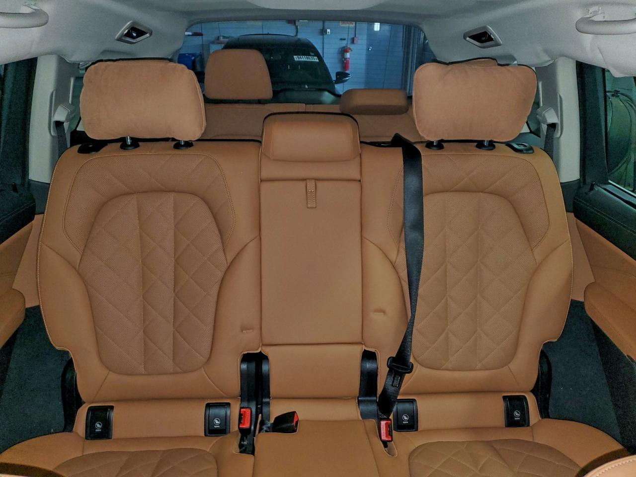 2024 BMW X7