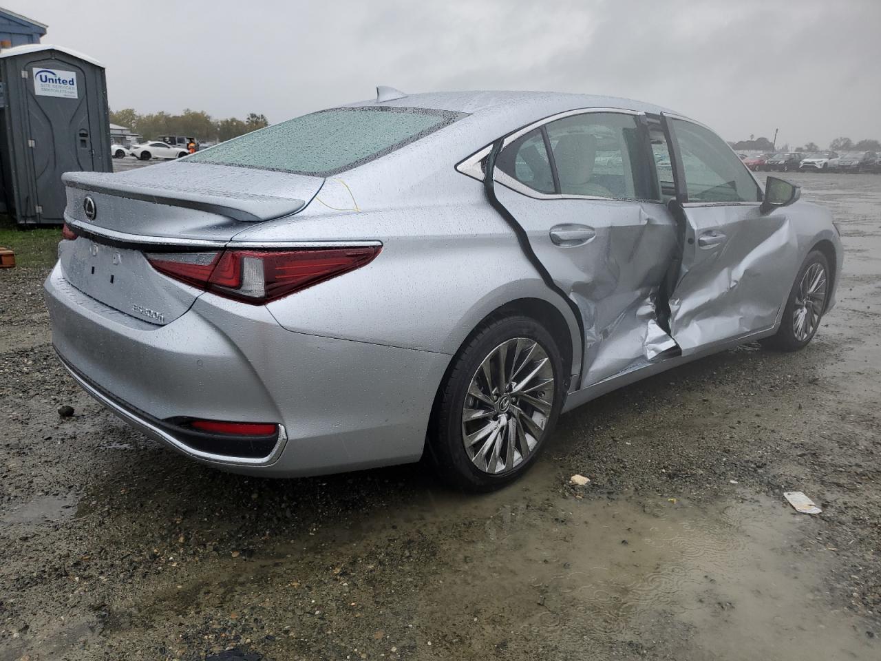 2025 LEXUS ES 300H