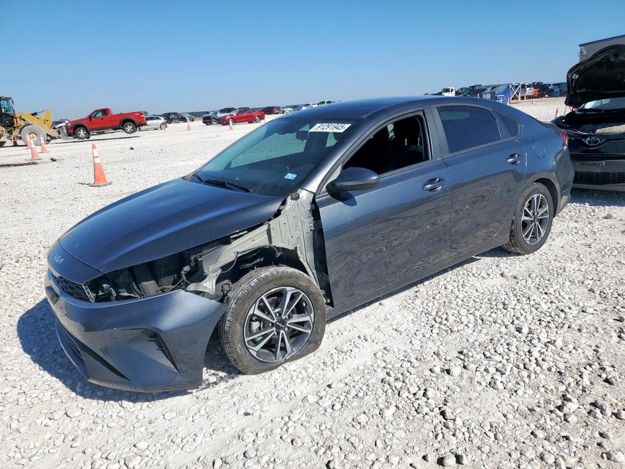 2024 KIA FORTE