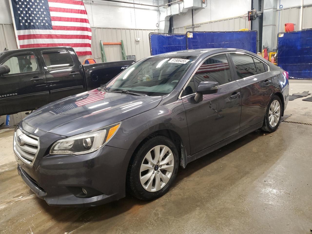 2017 SUBARU Legacy