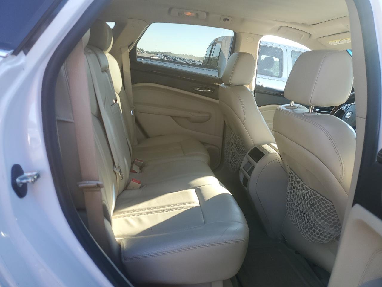 2010 CADILLAC SRX