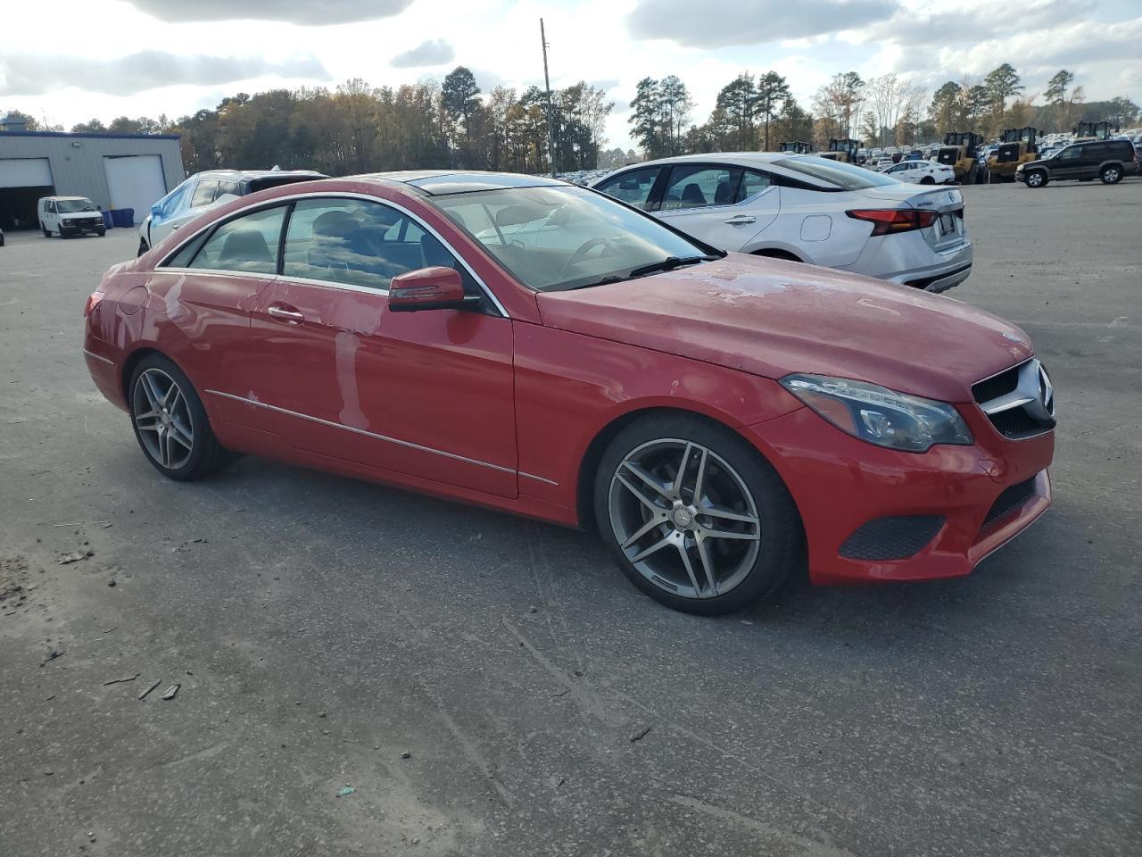 2015 MERCEDES-BENZ E-Class