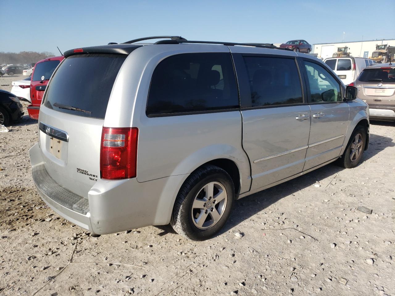 2010 DODGE GRAND CARAVAN