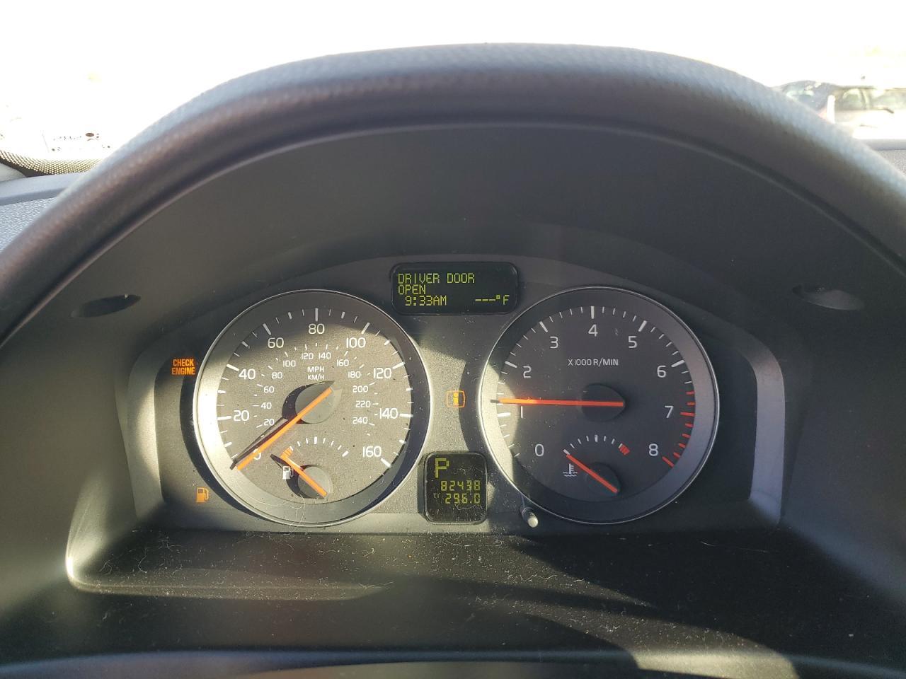 2010 VOLVO S40