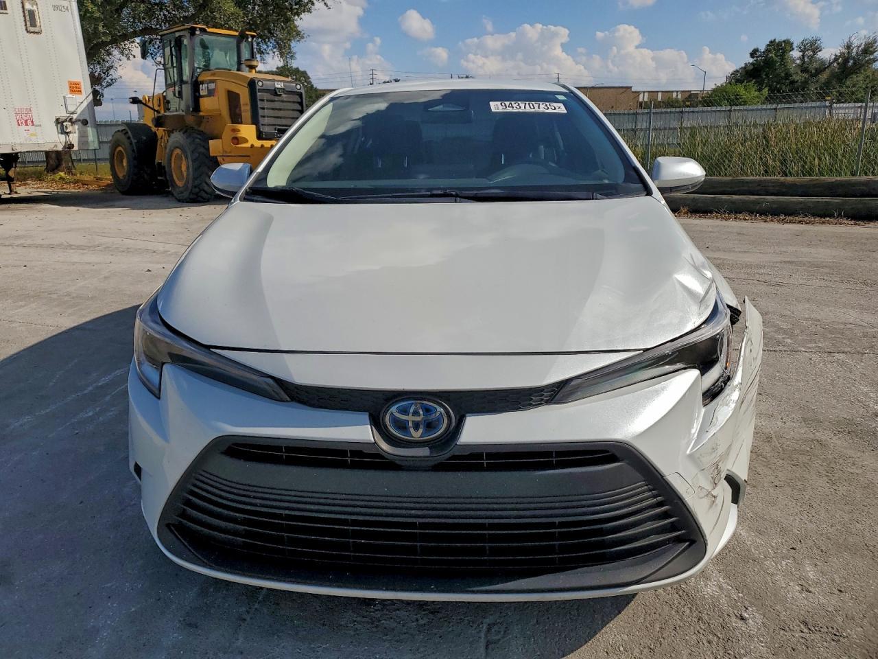 2024 TOYOTA COROLLA