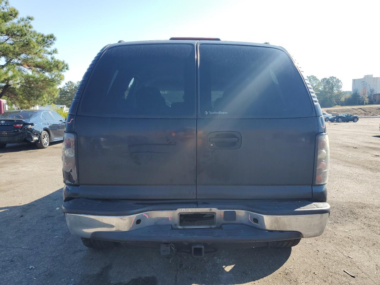 2004 CHEVROLET Tahoe