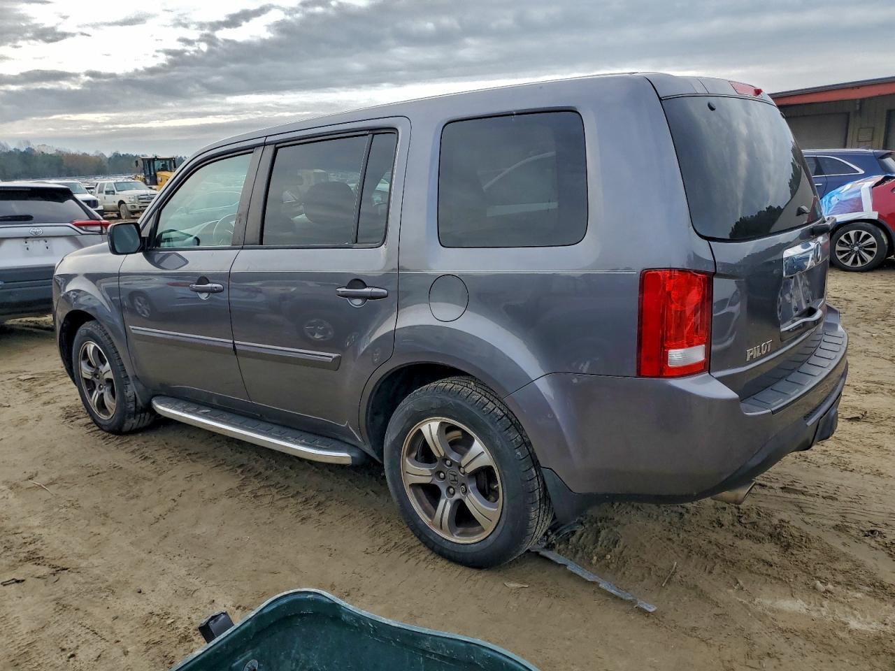2015 HONDA PILOT