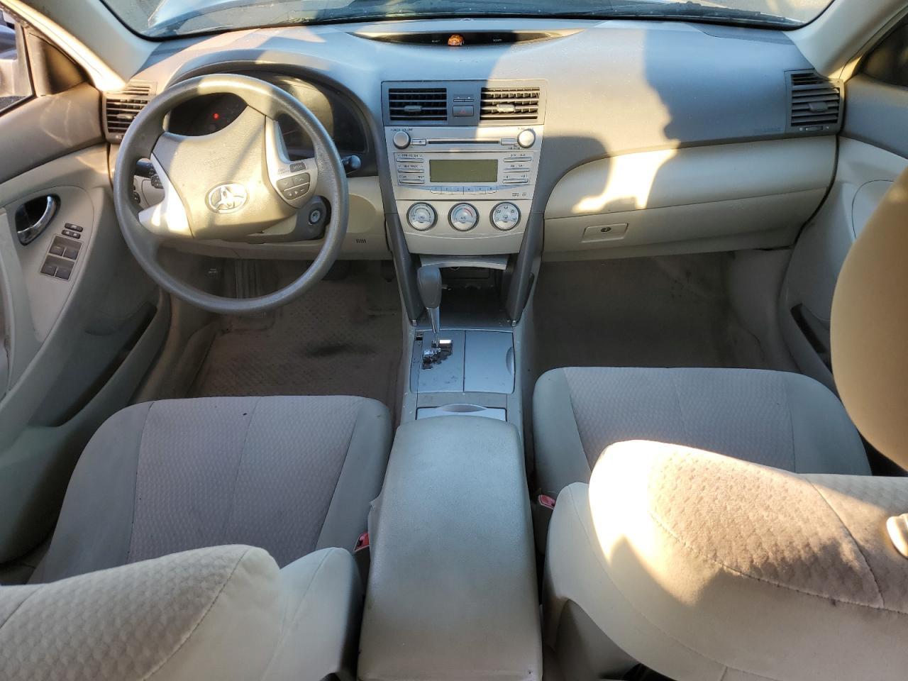 2011 TOYOTA CAMRY