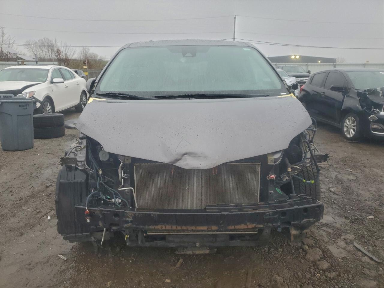 2018 TOYOTA SIENNA