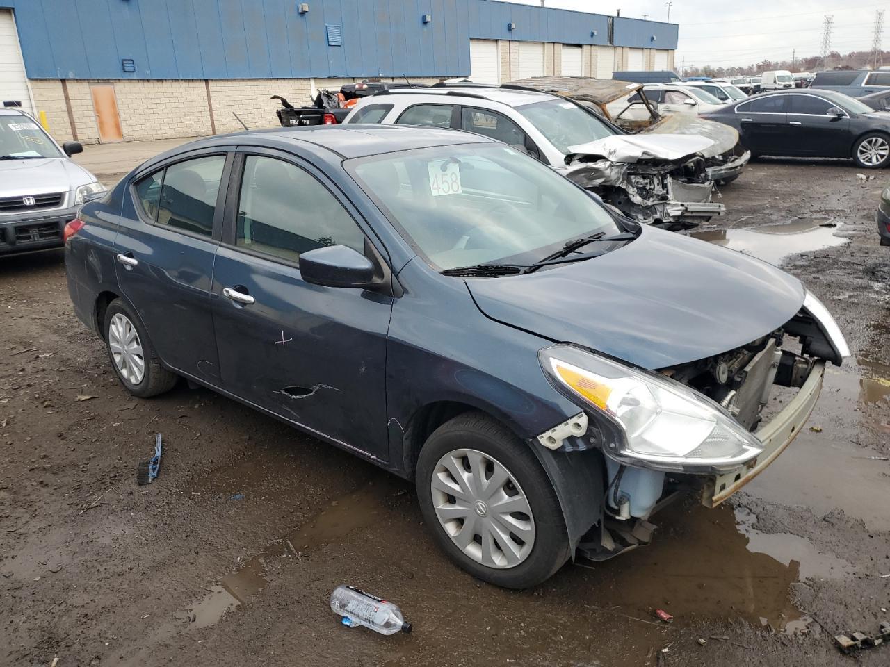 2017 NISSAN VERSA