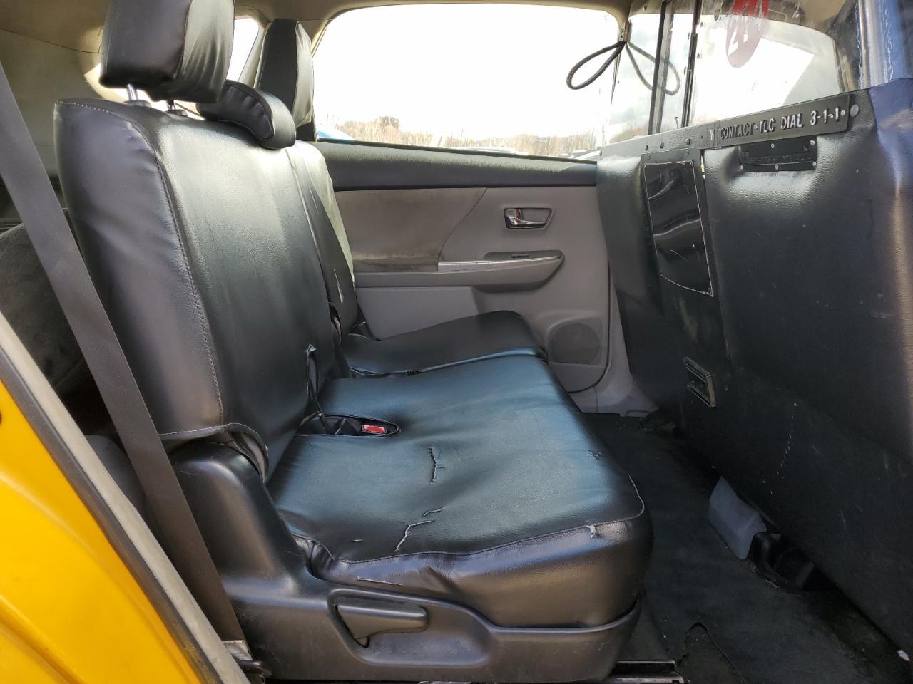 2015 TOYOTA PRIUS V