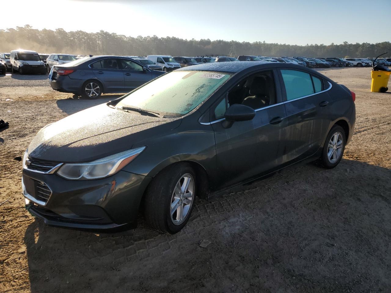2017 CHEVROLET CRUZE