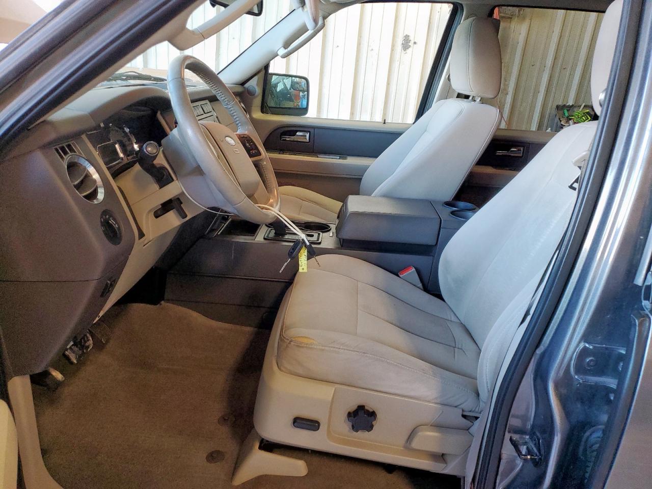 2014 FORD Expedition