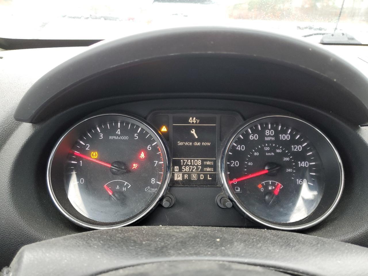 2014 NISSAN ROGUE