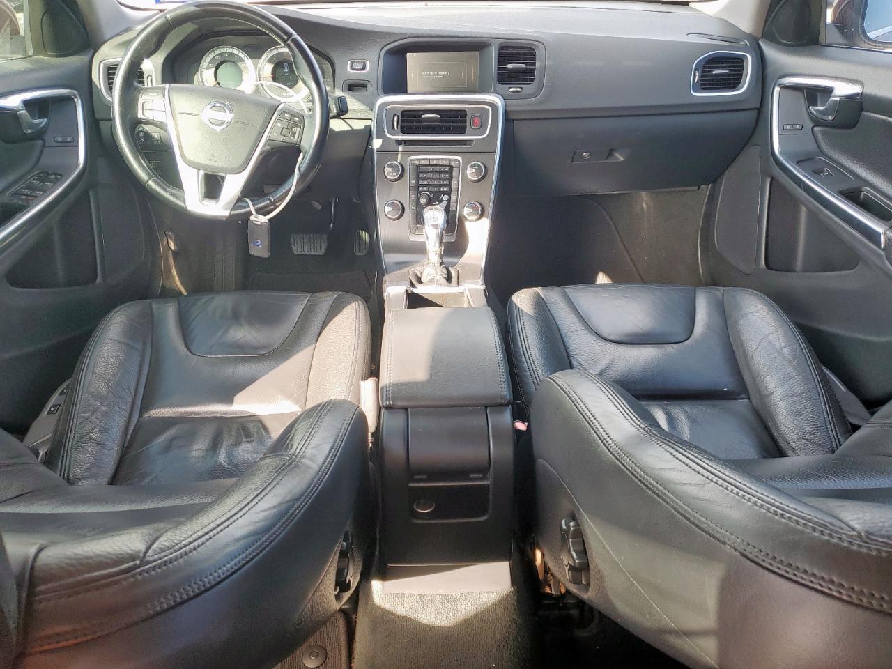 2013 VOLVO S60