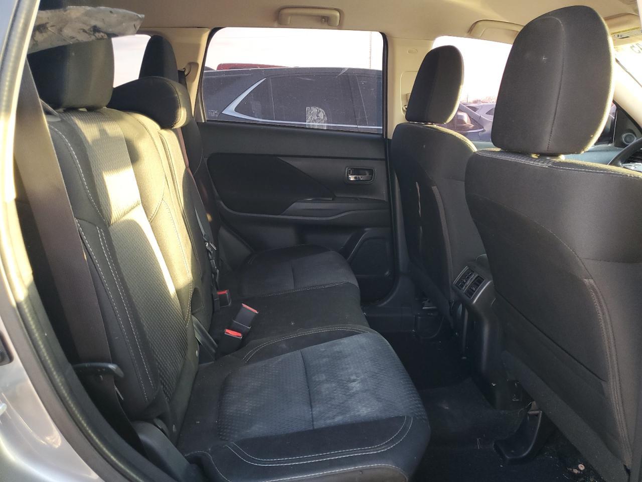 2020 MITSUBISHI outlander