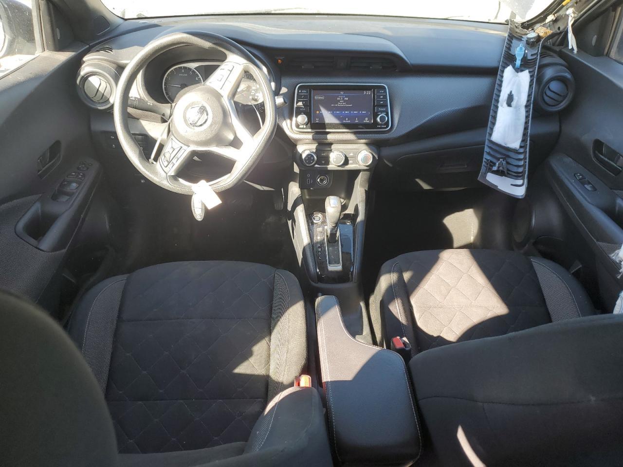 2020 NISSAN KICKS