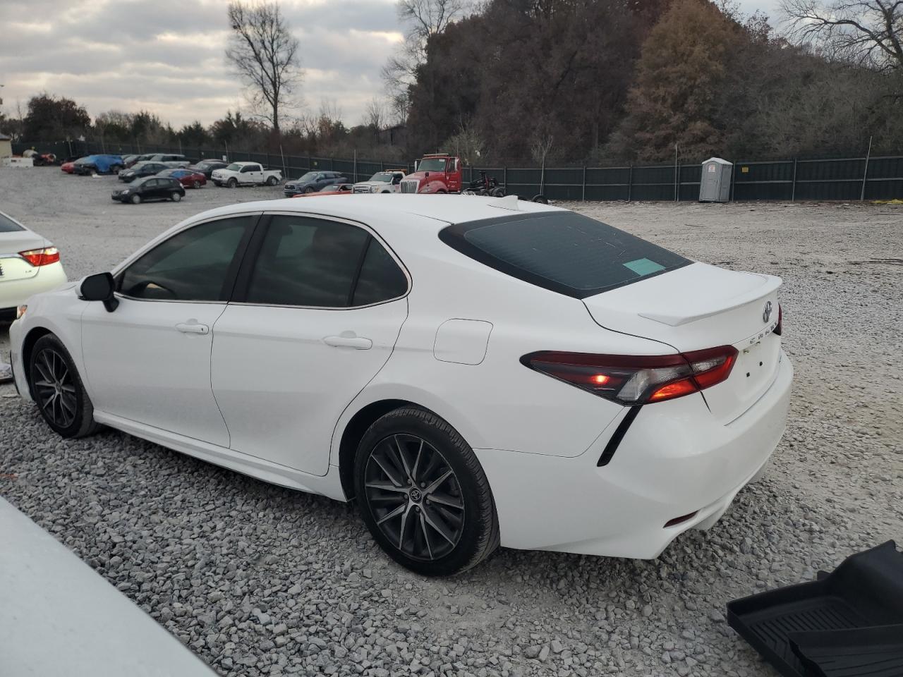 2024 TOYOTA CAMRY