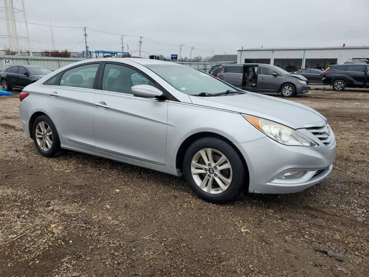 2013 HYUNDAI SONATA